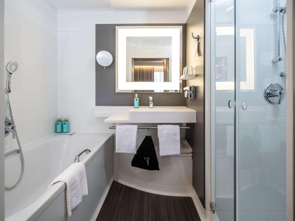 Novotel Suites Wien City Donau Esterno foto