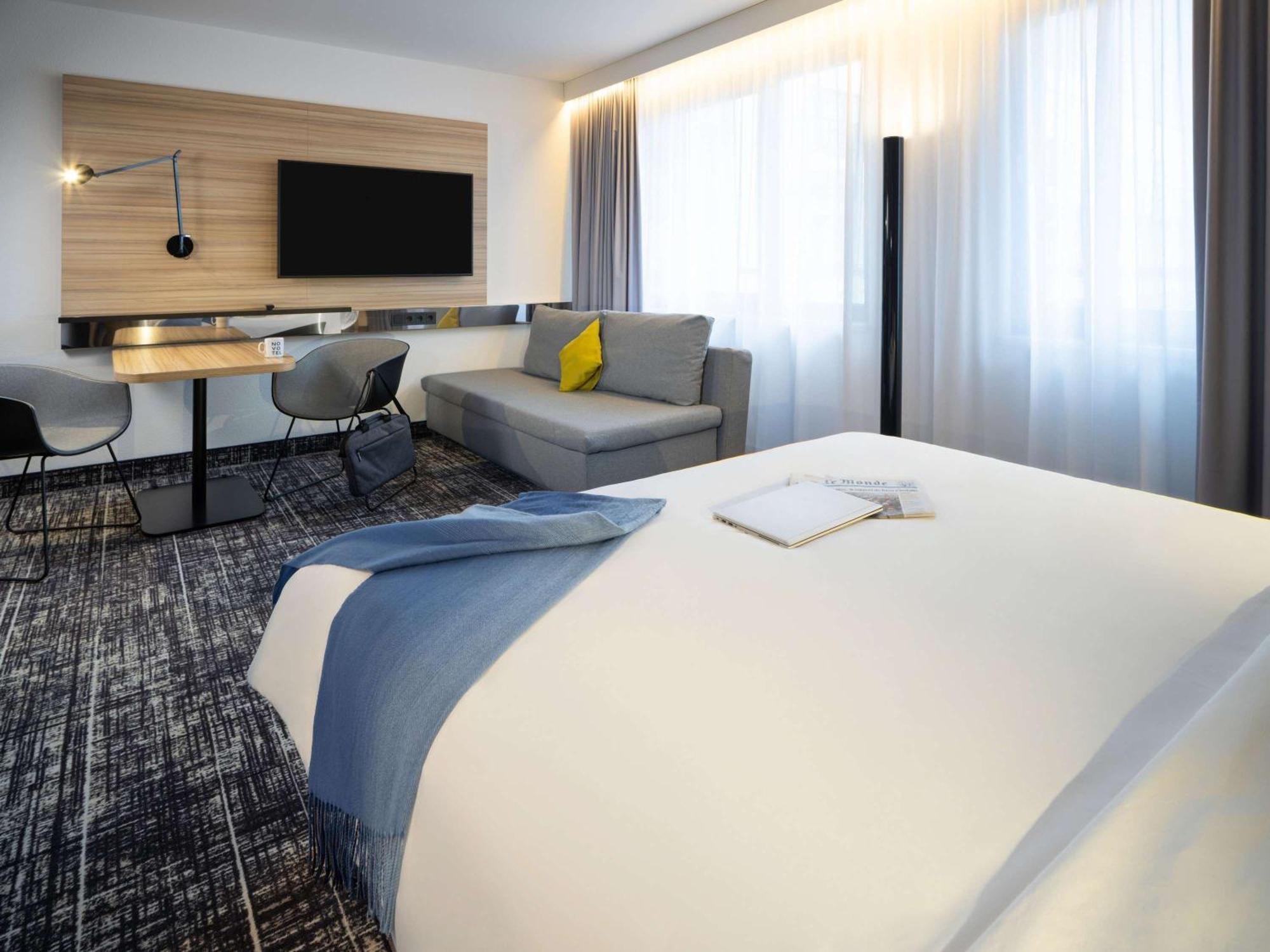 Novotel Suites Wien City Donau Esterno foto