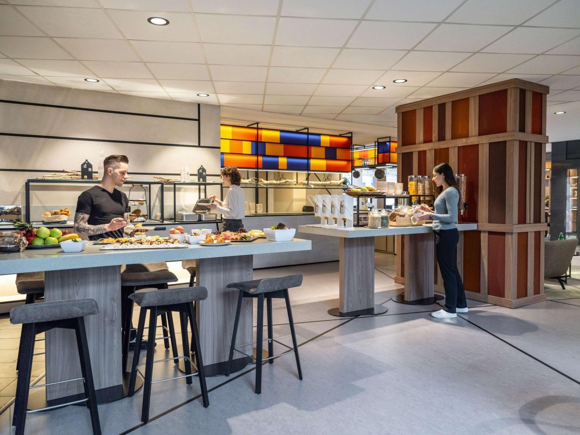 Novotel Suites Wien City Donau Esterno foto