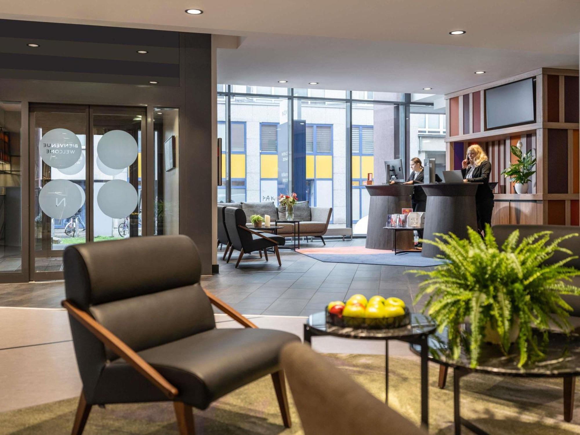 Novotel Suites Wien City Donau Esterno foto